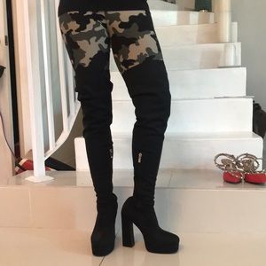 Black high heeled platform thigh boots super sexy